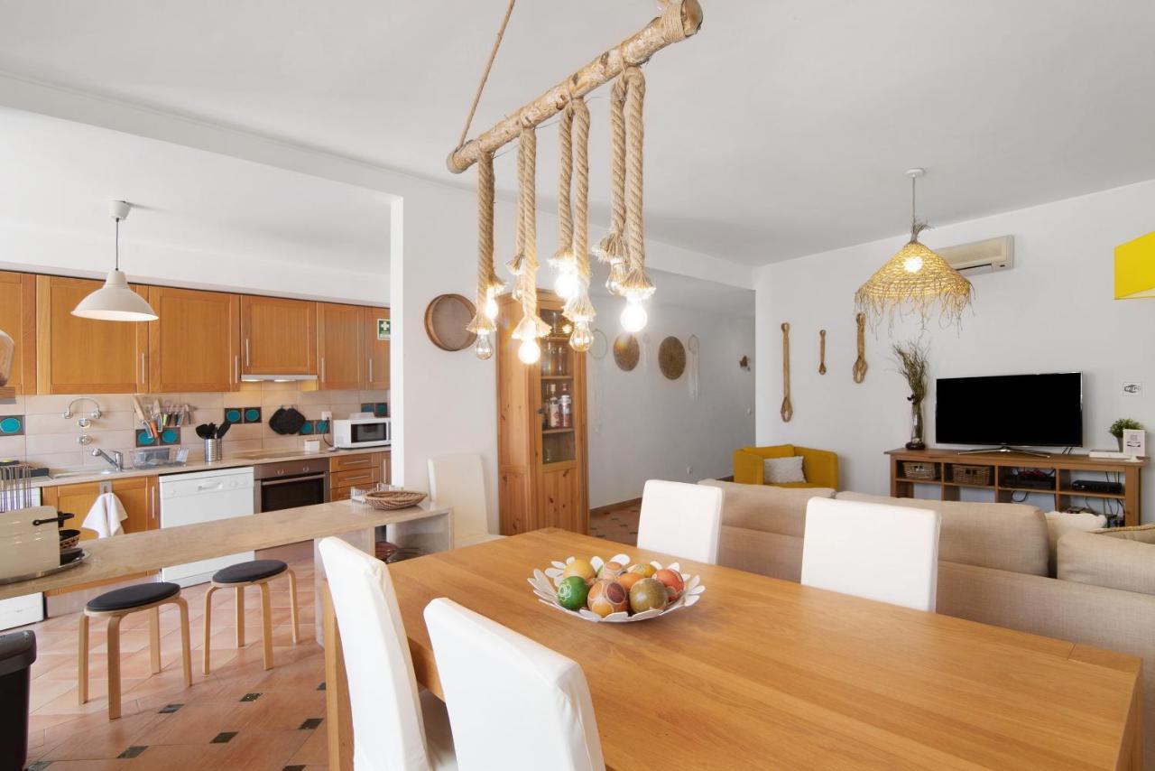 Mare Cheia Apartment