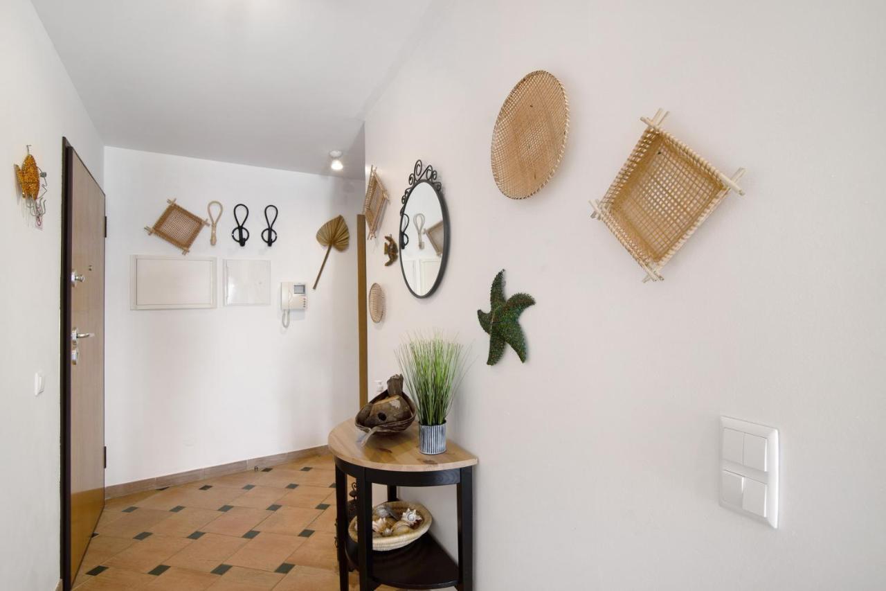Mare Cheia Apartment *
